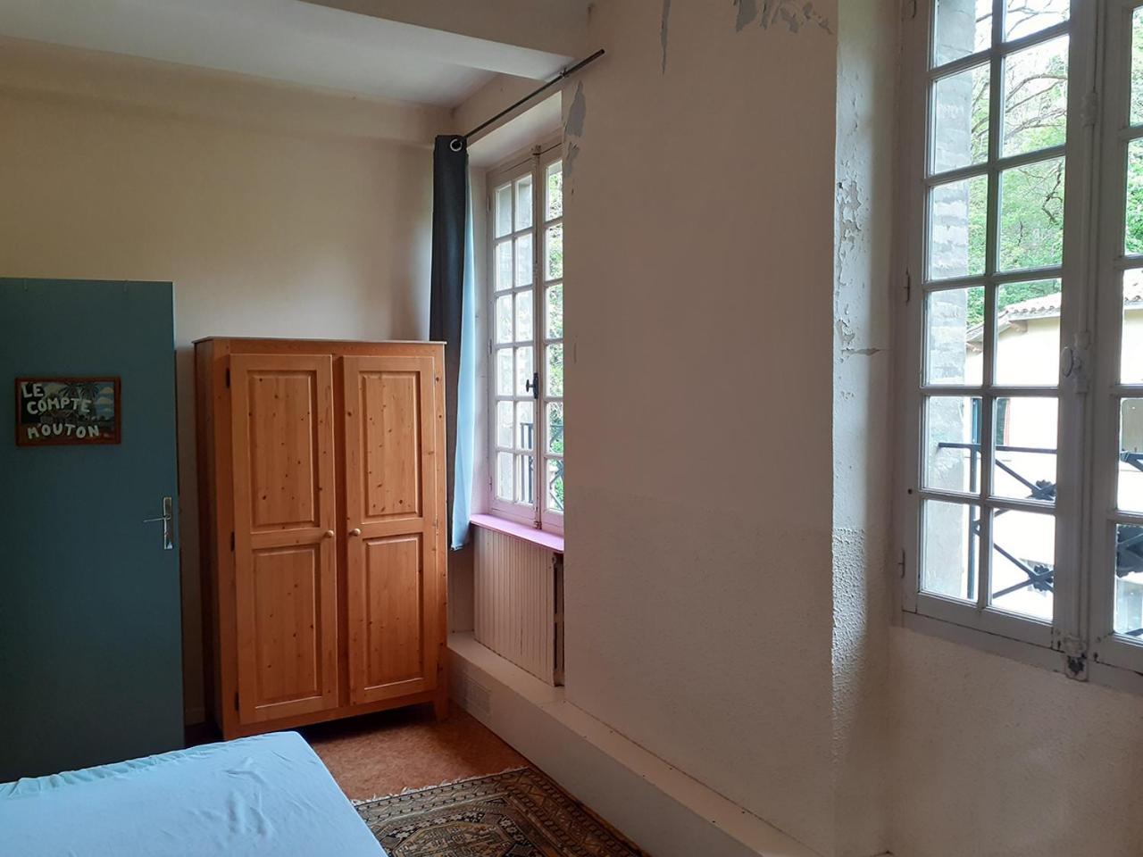 Hotel Le Moulin De Saleth Saint-Antonin Zimmer foto